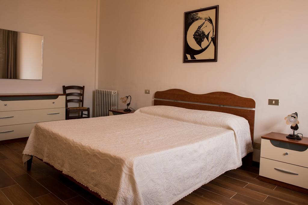 אסקולי פיצ'נו Il Bedrooms Di Porta Maggiore מראה חיצוני תמונה